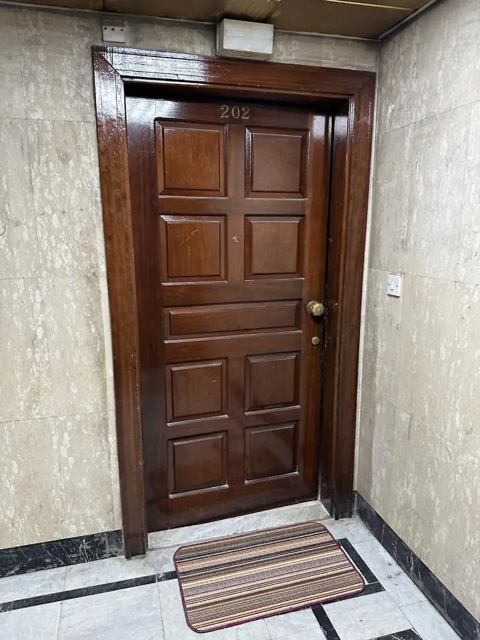 公寓 Only Male Gender Royal Luxury Partition Small Room 阿布扎比 阿拉伯联合酋长国